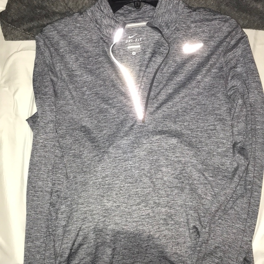 Nike pullover